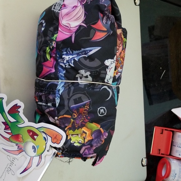 JuJuBe World of War Craft light weight tote - Picture 2 of 2